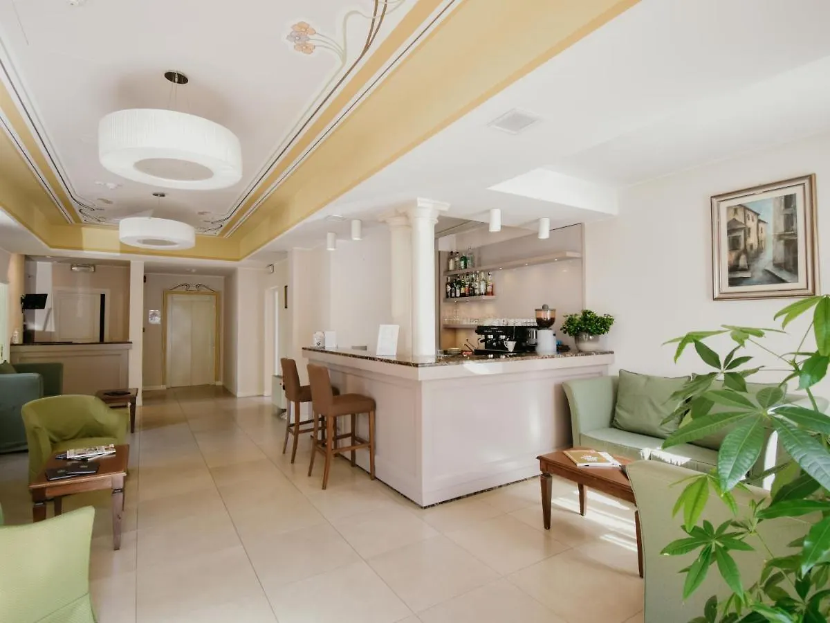 Cora Hotels Leon D'Oro CastellʼArquato