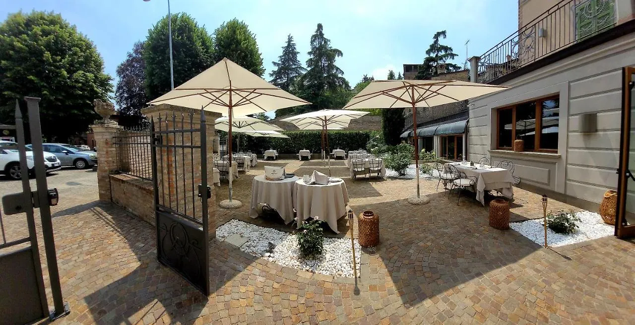 Cora Hotels Leon d'Oro CastellʼArquato